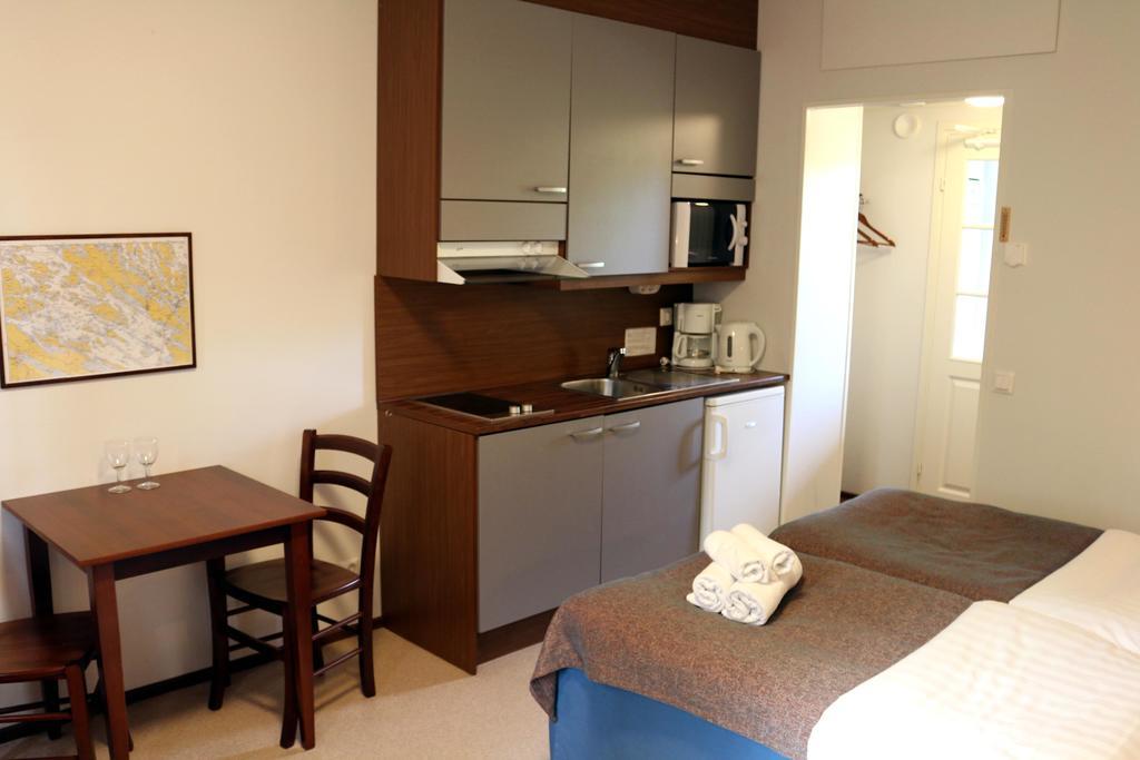 Oravi Apartments Extérieur photo